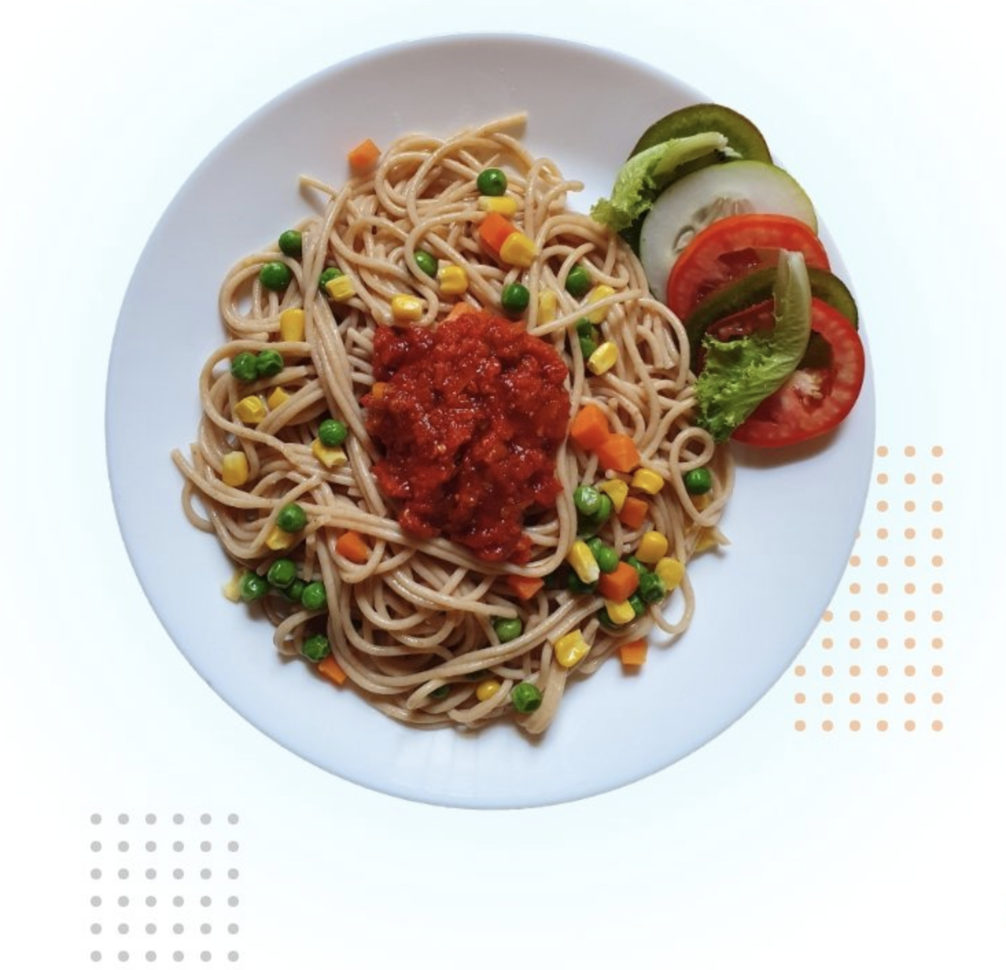 Dish of pasta with neapolitan sauce and vegetables